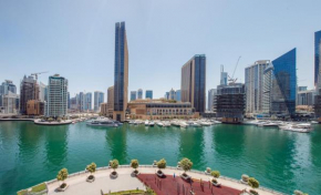 Bay Central apartment with awesome Marina view